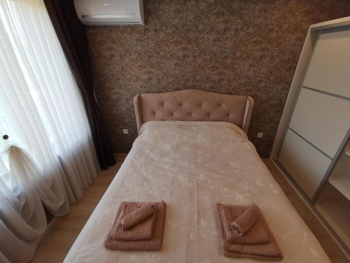 City Center Lux Apartment Варна Екстериор снимка